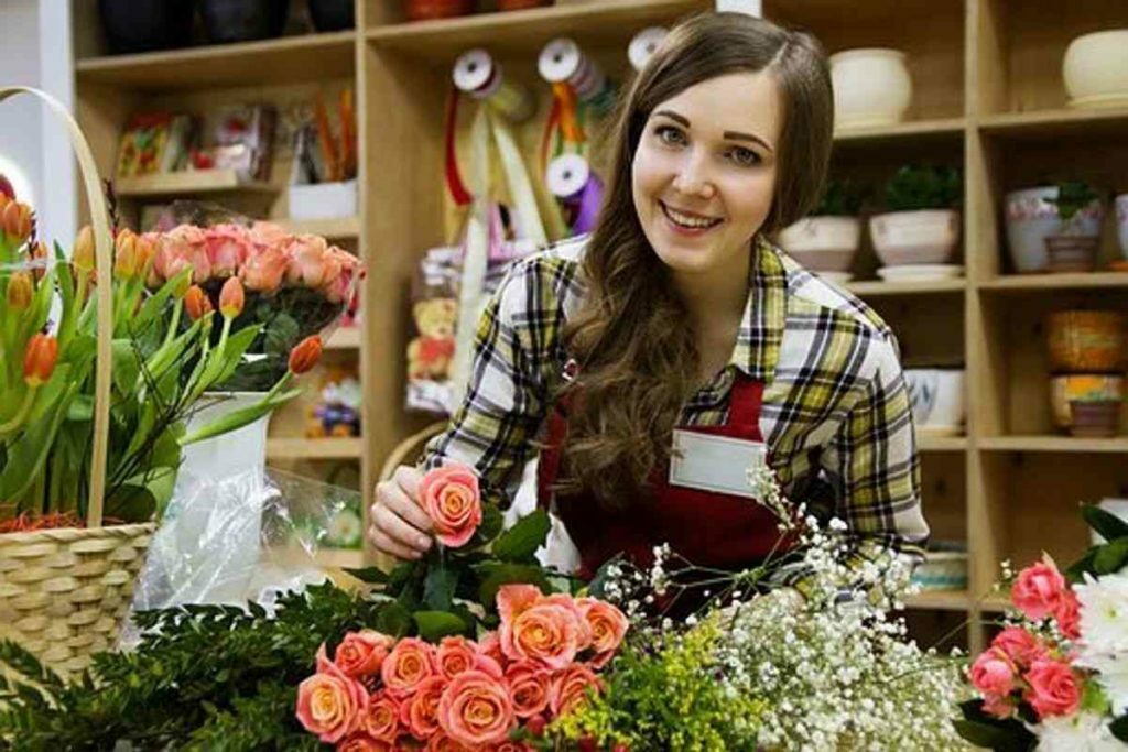 How Should Sales People Be Treated