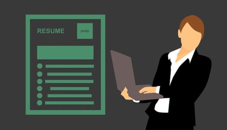 How to Write a Resume for Your First Job