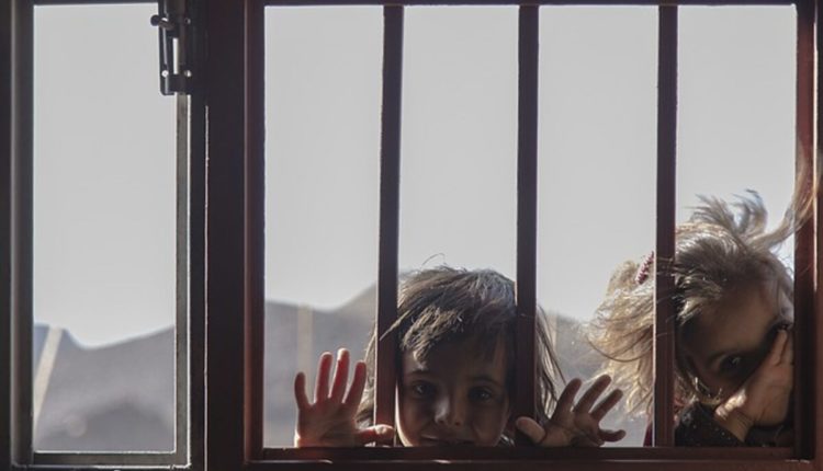 vacuum double glazing