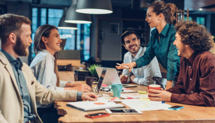 Improving Workplace Communication with Worker Apps